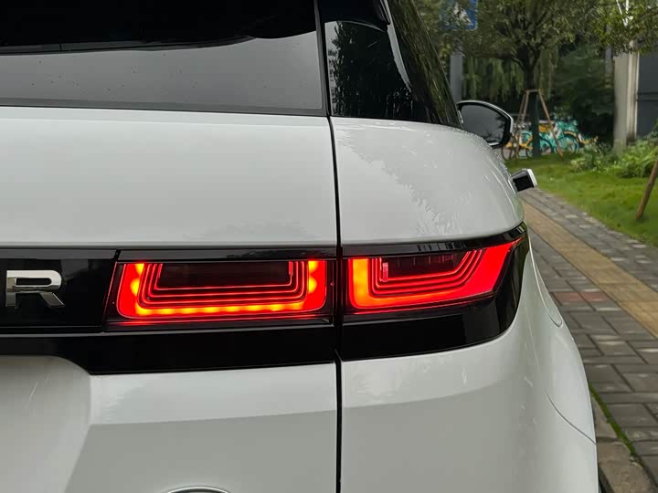 Фото 6 - Land Rover Range Rover Evoque L