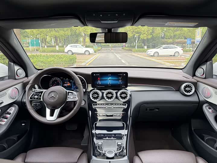 Фото 6 - Mercedes-Benz GLC-Class