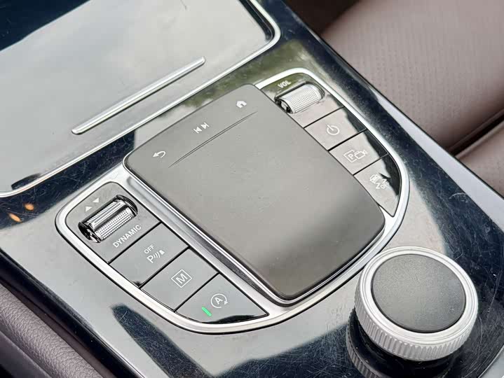 Фото 8 - Mercedes-Benz GLC-Class