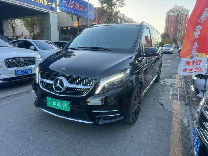 Фото 1 - Mercedes-Benz V-Class