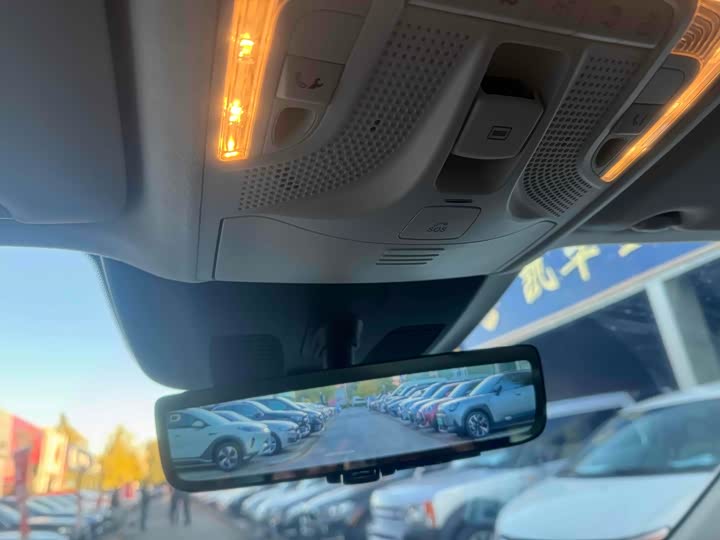 Фото 5 - Mercedes-Benz V-Class