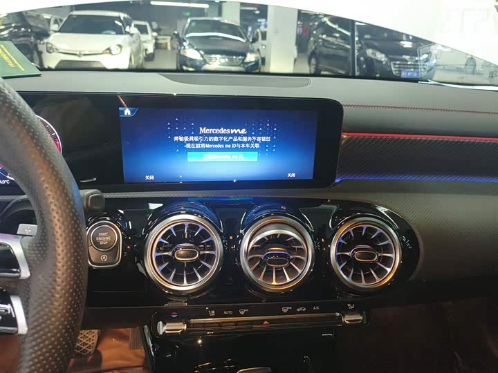 Фото 13 - Mercedes-Benz A-Class