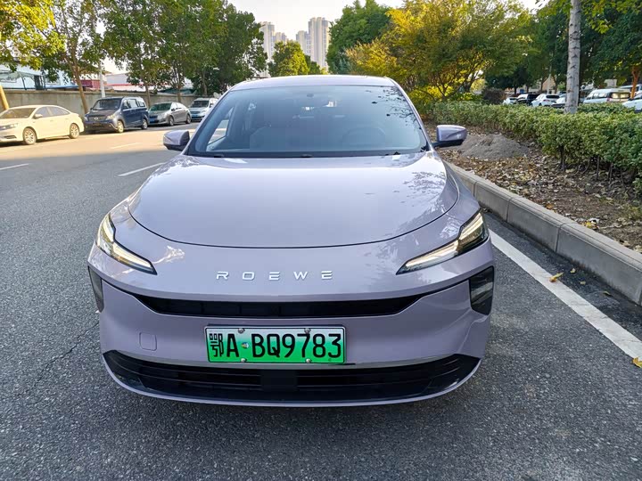 Фото 12 - Roewe D6