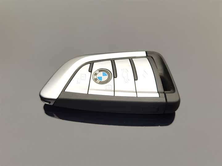 Фото 19 - BMW X5