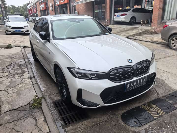 Фото 2 - BMW 3 Series