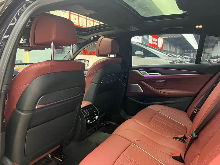 Фото 11 - BMW 5 Series