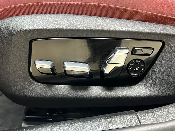 Фото 23 - BMW 5 Series