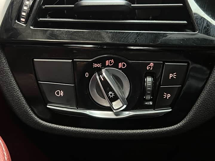 Фото 26 - BMW 5 Series