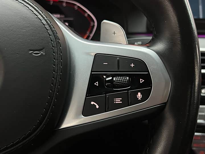 Фото 30 - BMW 5 Series