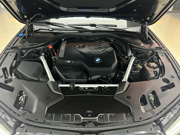 Фото 31 - BMW 5 Series