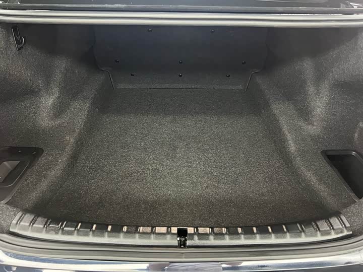 Фото 32 - BMW 5 Series