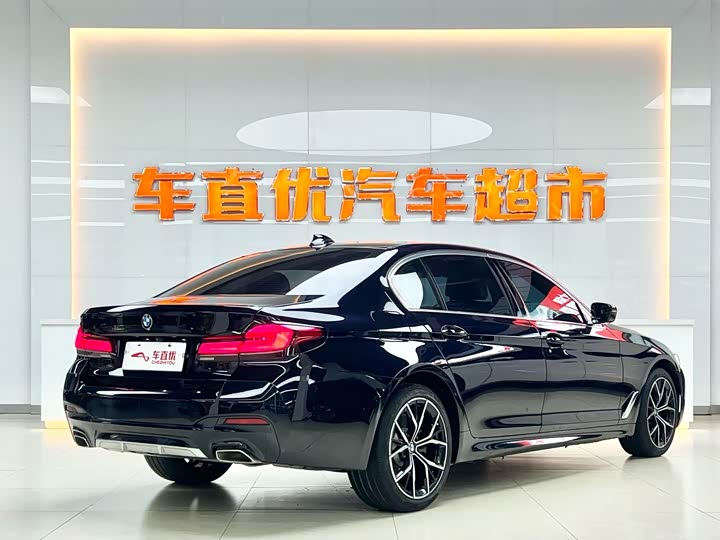 Фото 5 - BMW 5 Series