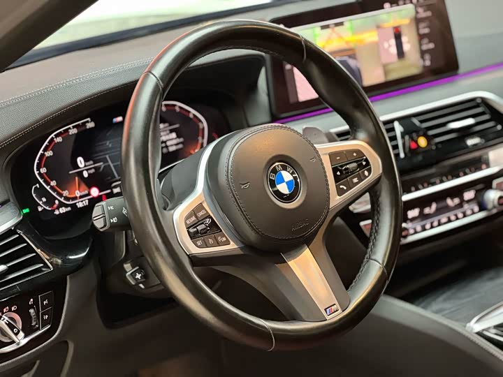 Фото 7 - BMW 5 Series