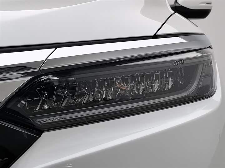 Фото 7 - Honda Breeze