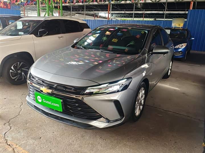 Фото 2 - Chevrolet Monza