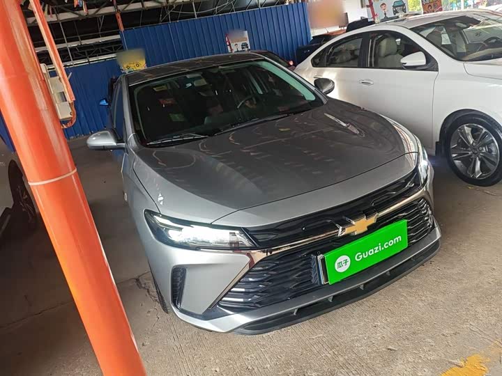 Фото 4 - Chevrolet Monza