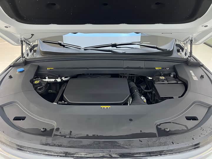 Фото 11 - LiXiang L7