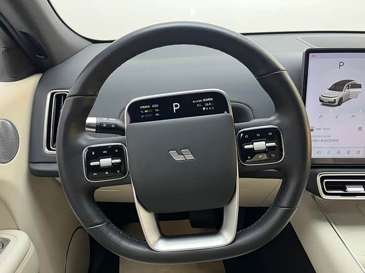 Фото 17 - LiXiang L7