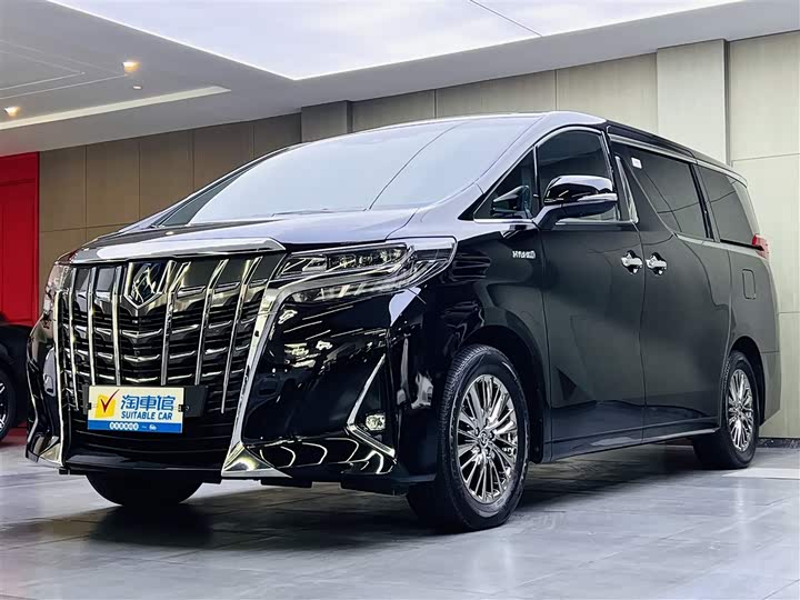 Фото 1 - Toyota Alphard