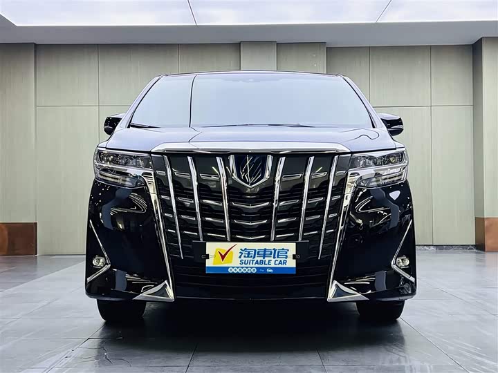 Фото 2 - Toyota Alphard