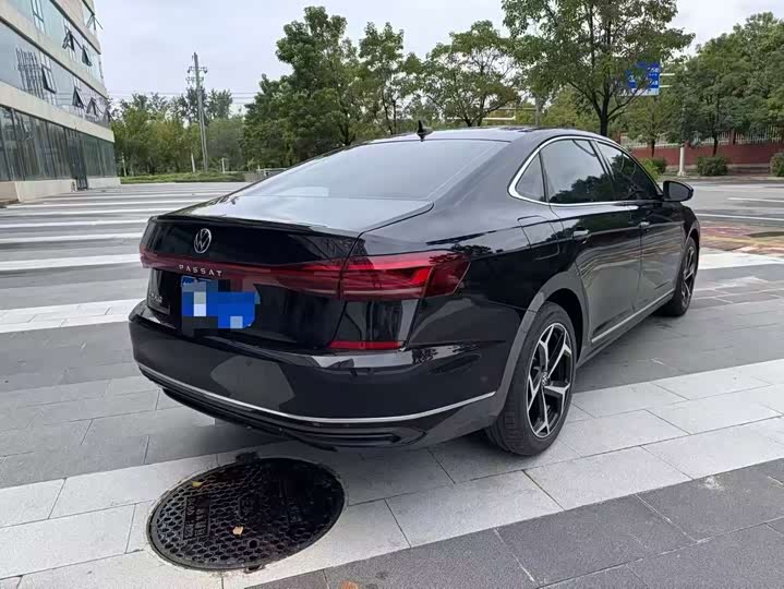 Фото 9 - Volkswagen Passat