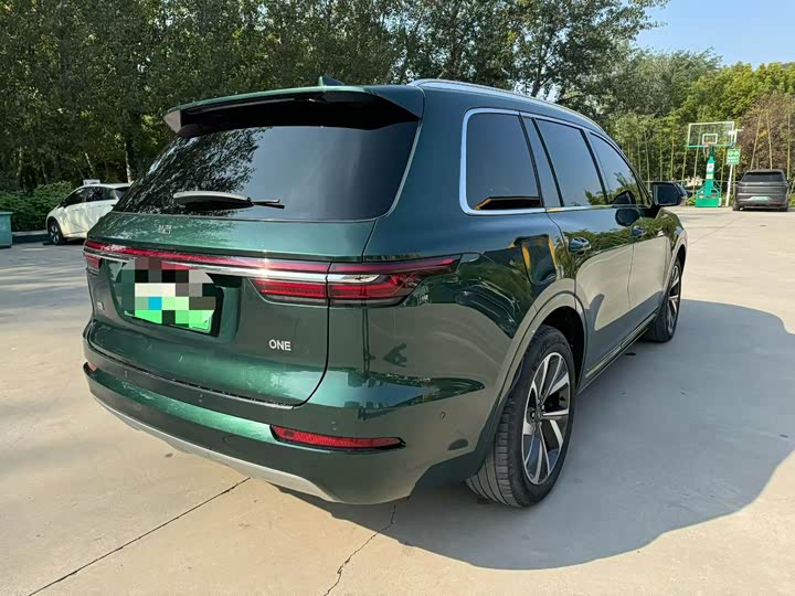 Фото 6 - LiXiang One