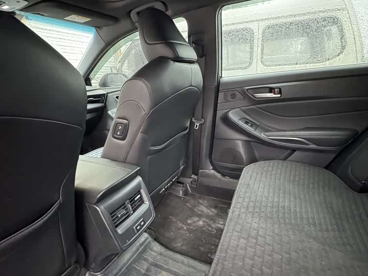 Фото 3 - Toyota Avalon