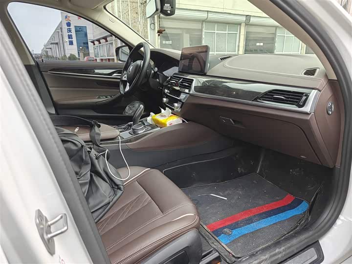 Фото 7 - BMW 5 Series