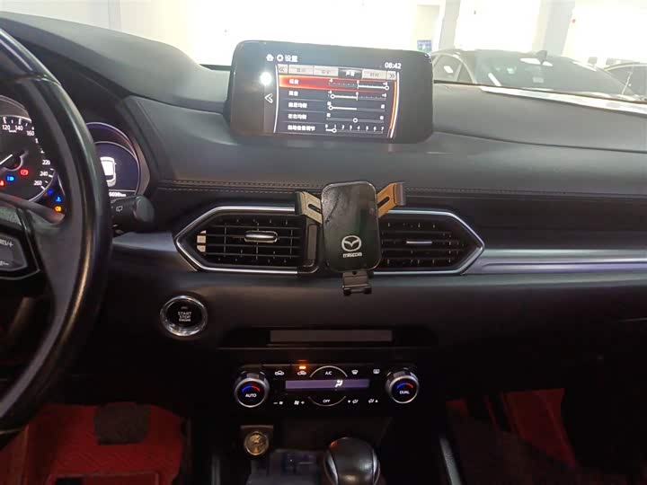 Фото 13 - Mazda CX-5