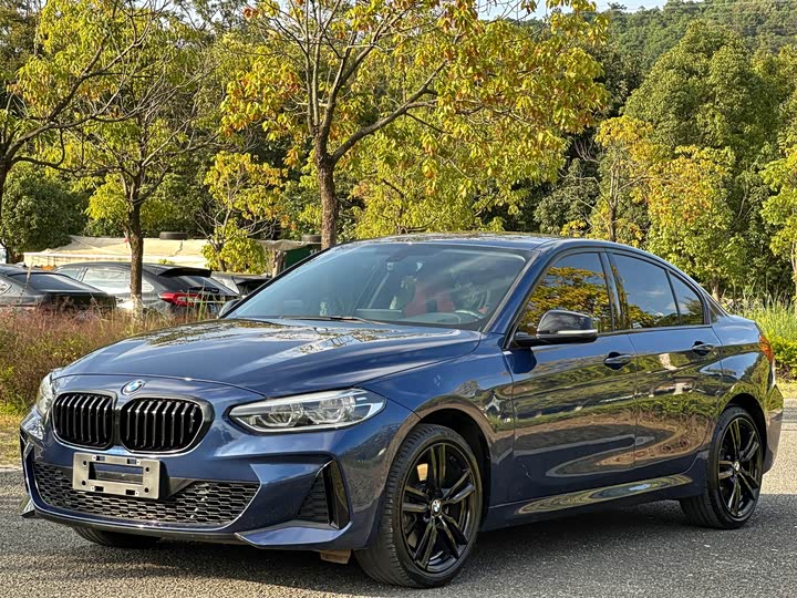 Фото 1 - BMW 1 Series