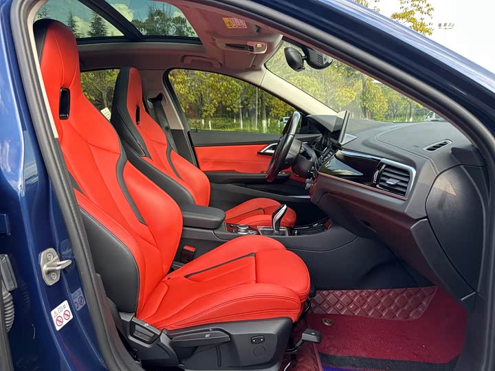 Фото 16 - BMW 1 Series