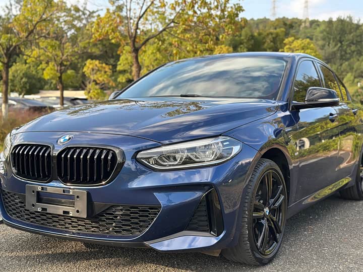 Фото 19 - BMW 1 Series