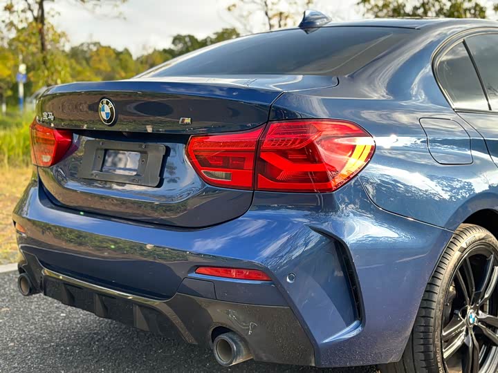 Фото 21 - BMW 1 Series