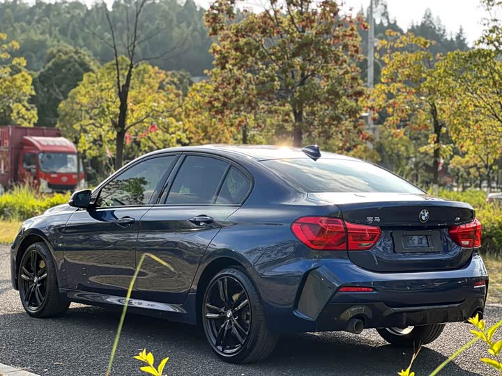 Фото 7 - BMW 1 Series