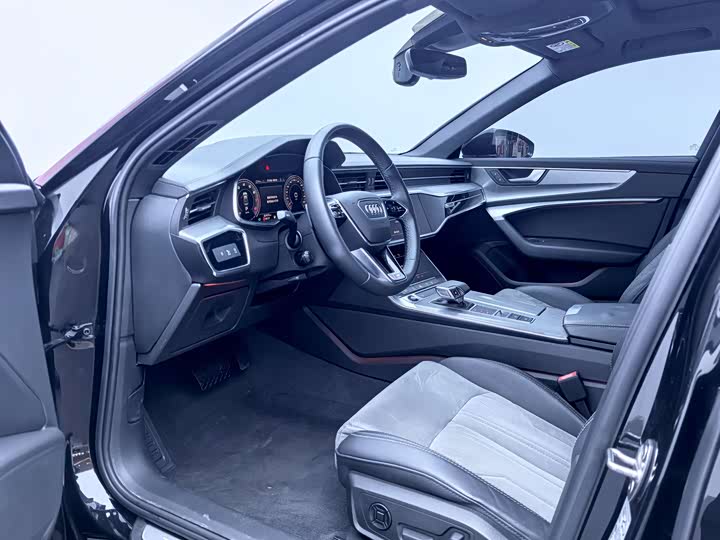 Фото 3 - Audi A6L