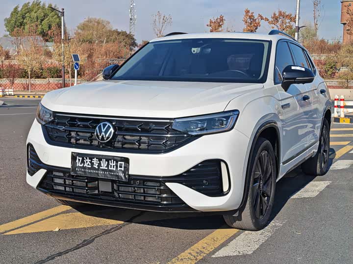 Фото 1 - Volkswagen Tayron