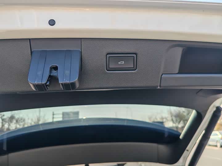 Фото 15 - Volkswagen Tayron