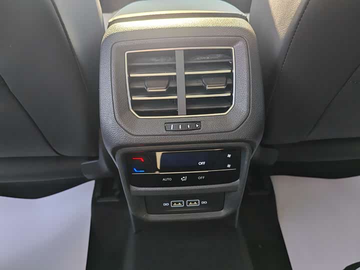 Фото 19 - Volkswagen Tayron