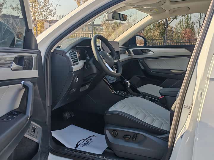 Фото 9 - Volkswagen Tayron