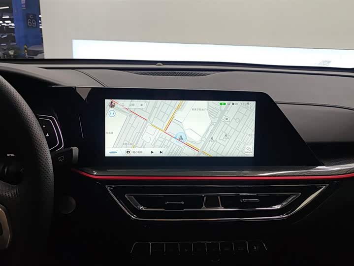 Фото 13 - Changan Oshan X5