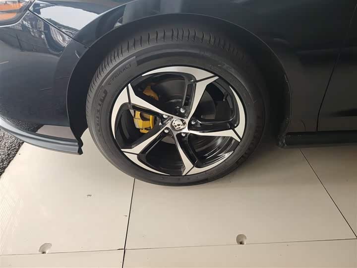 Фото 5 - Honda Accord