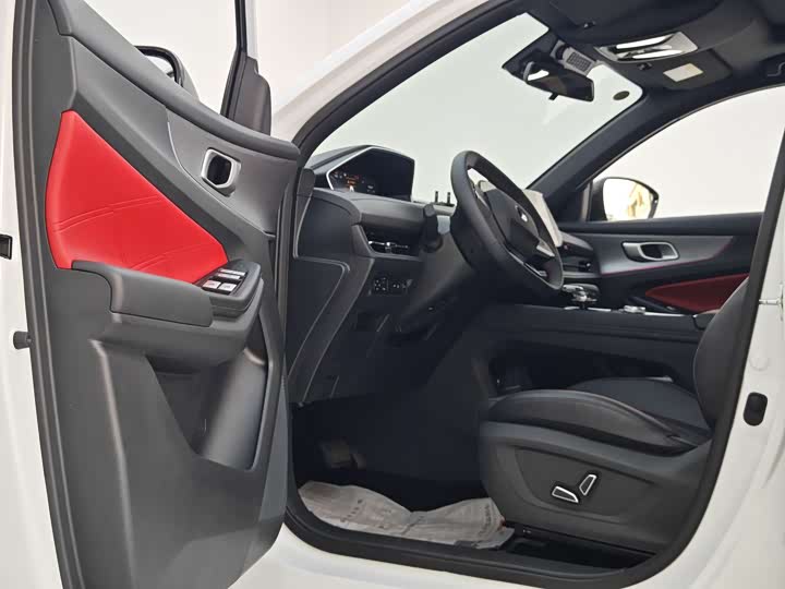 Фото 14 - Changan CS55 Plus