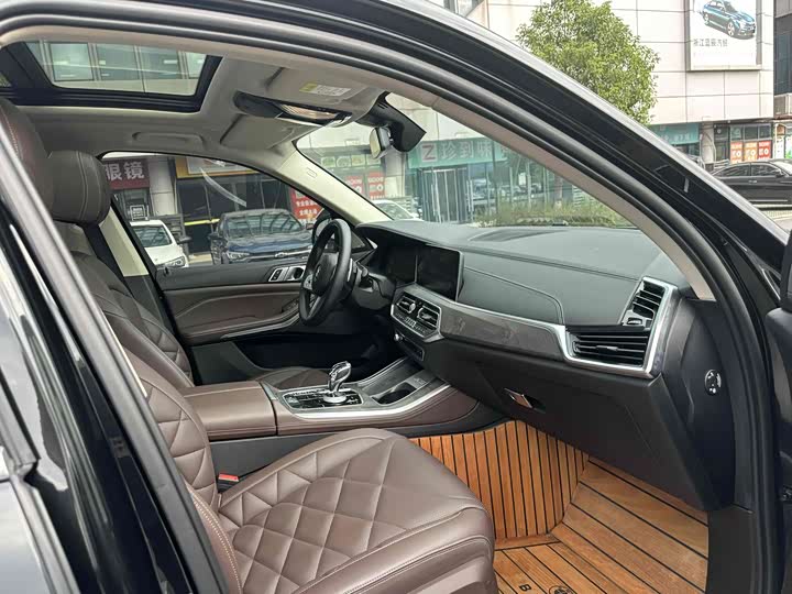 Фото 10 - BMW X5