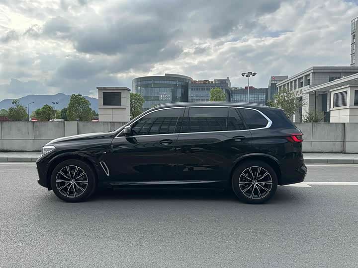 Фото 3 - BMW X5