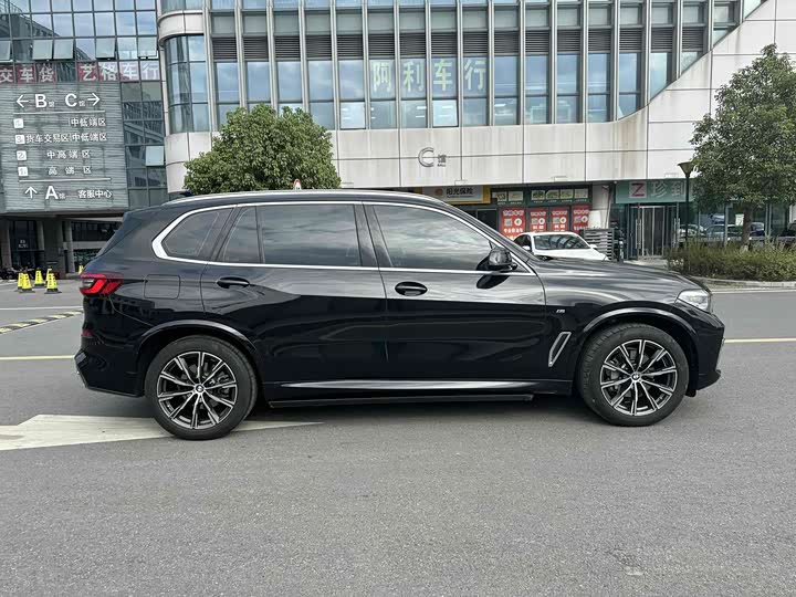 Фото 7 - BMW X5