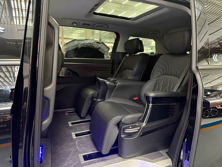 Фото 6 - GAC Trumpchi M8