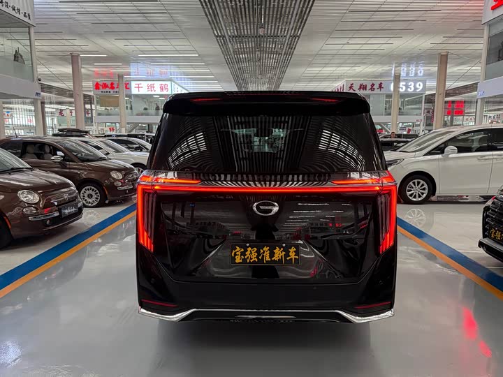 Фото 7 - GAC Trumpchi M8