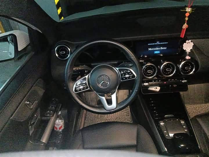 Фото 3 - Mercedes-Benz GLA-Class