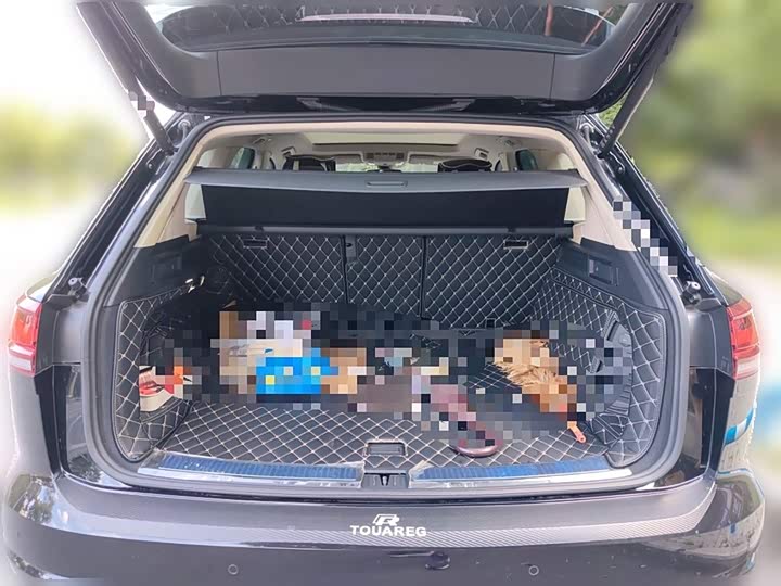 Фото 10 - Volkswagen Touareg