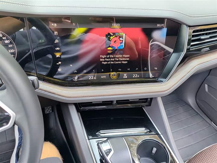 Фото 6 - Volkswagen Touareg